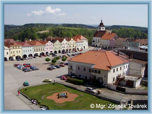 Nov� M�sto nad Metuj� - Stadplatz
