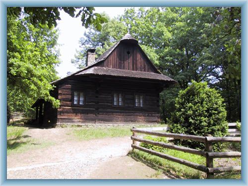 Museum in der Natur Ro�nov pod Radho�t�m