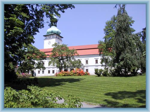 Vset�n - Schloss