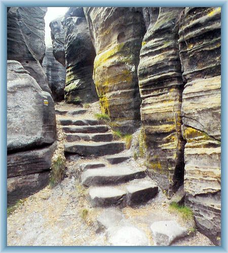 Kalich - innerhalb des Felsenlabyrinth