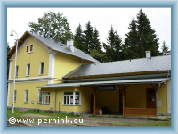 Der Zug beim Dorf Pot��ky