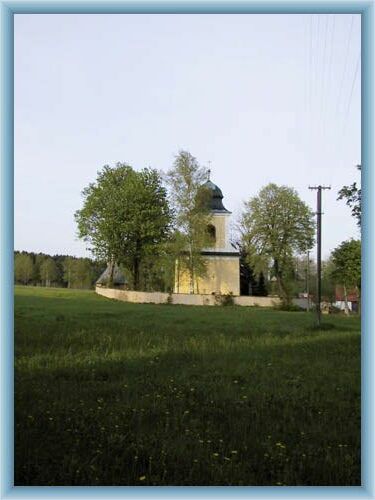Kleine Kirche in Kameni�ky