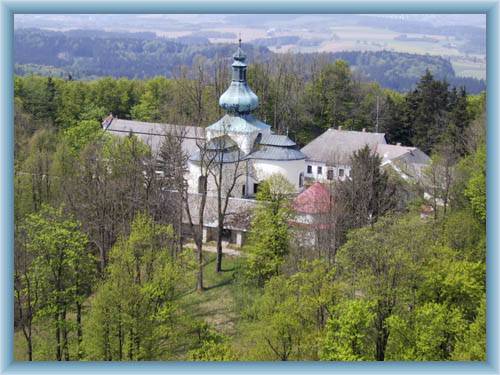 Kirche der Heiligen Dreifaltigkeit auf K�eme�n�k