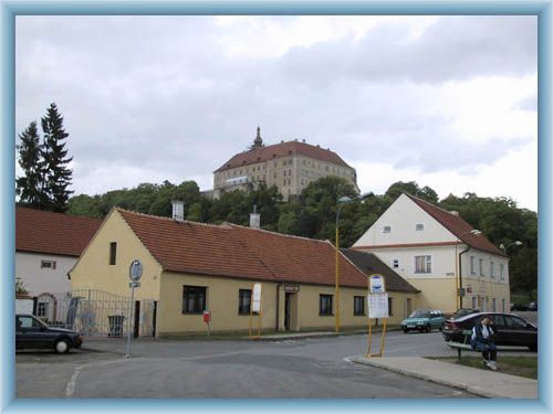 Schloss in N�m욝 nad Oslavou
