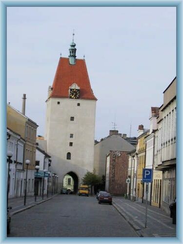 Stadttor in Pelh�imov