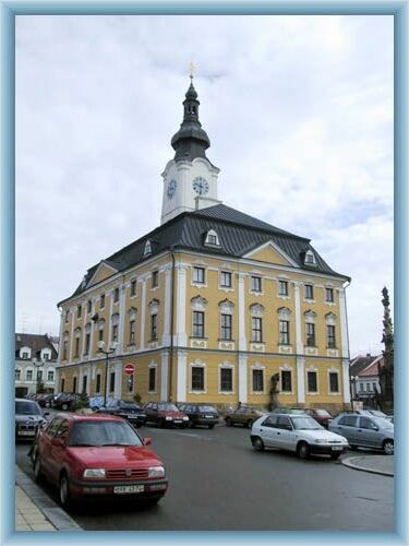 Rathaus in Poli�ka