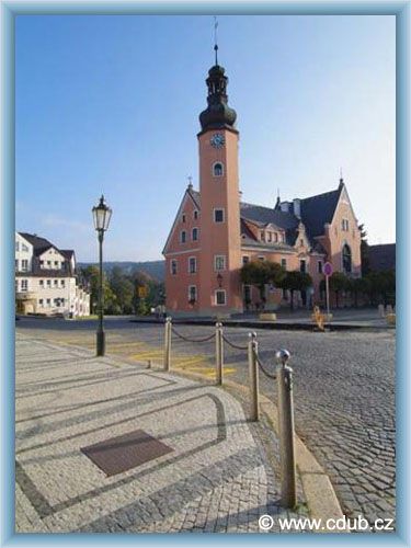 �esk� Dub - Rathaus