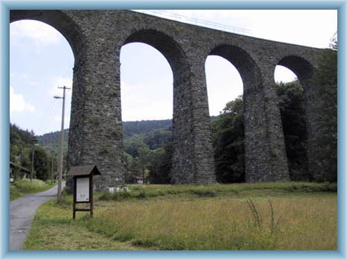 Eisenbahnviadukt im Kry�tofovo �dol�