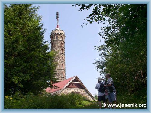 Jesen�k - Aussichtsturm Zlat� chlum