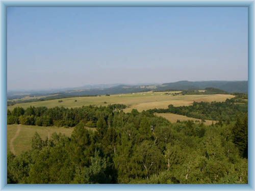 Anblick auf Gebirge Doupovsk� hory