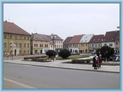 Stadtplatz in Cvikov