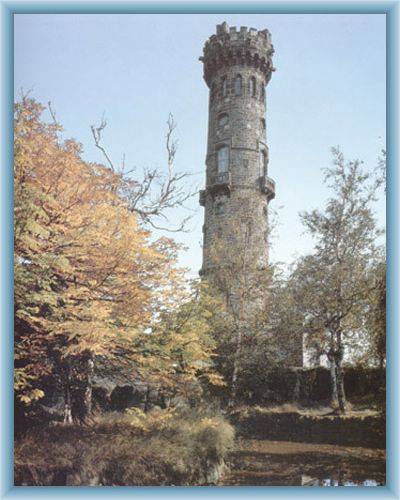 Aussichtsturm auf dem Berg D���nsk� Sn�n�k
