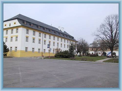 Stadtplatz in Nov� Bor