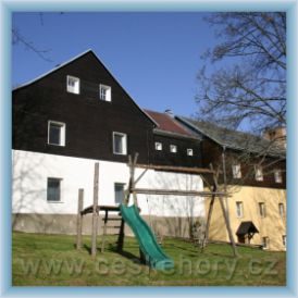 Schwarzenbersk� myslivna