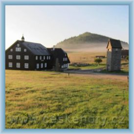 Hotel Pansk� d�m und Pyramida
