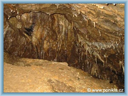 Ponikl� - Grotte