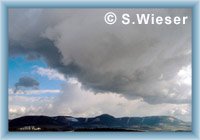 Gebirge Vran� hory im Schatten