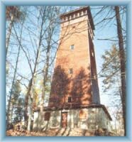 Aussichtsturm auf dem Berg Háj