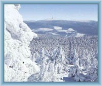 Blick vom Berg Vozka auf den Berg Praděd