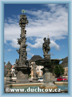 Brunnen mit St. Florian Bildsäule