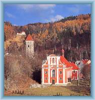 Nejdek - die Kirche Sankt Martin und der Turm Černá