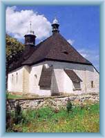 Die kleine Kirche Sankt Michael in Nová Role
