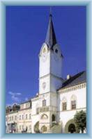 Das historische Rathaus in Ostrov nad Ohří