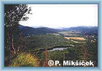 Stausee Chřibská und Dorf von Malý Stožec