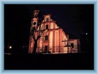 Kirche in der Nacht