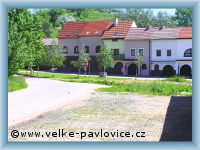 Velké Pavlovice - Weinkellerei