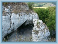 Felsen bei der Burg Sirotčí hrádek