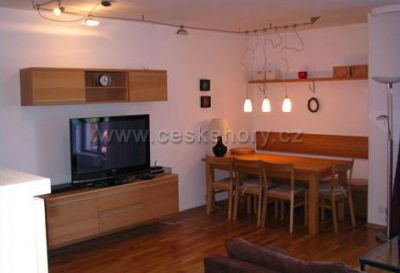 Appartement - Wohnunghaus Lověna