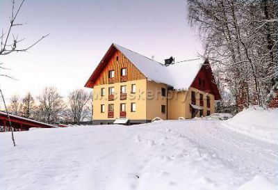 Appartements und Restaurant Řezáč ****