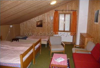 Hütte zwischen Tanvald und Kořenov