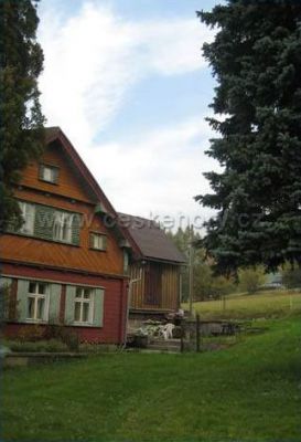 Hütte zwischen Tanvald und Kořenov