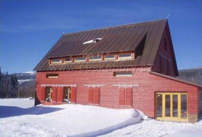 Appartementshaus Klárka und Bowlingbar Schimmer
