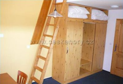 Appartementshaus Klárka und Bowlingbar Schimmer