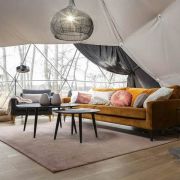Glamping Jedlová mit Outdoor-Wellness