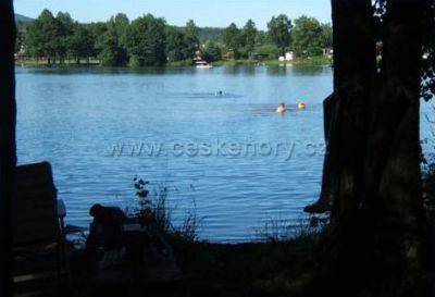 Pension bei dem Teich