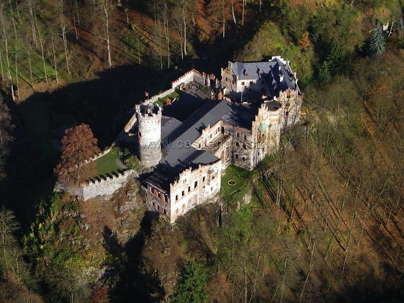 Burg und Schloss Horní hrad Hauenštejn