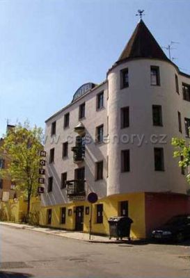 Hotel EDEN