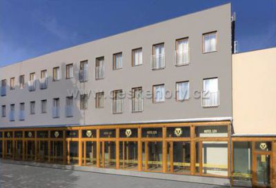 Hotel Lev