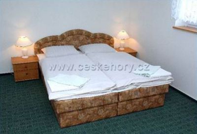 Hotel U jezírka