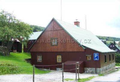 Hütte Naproti Snežce