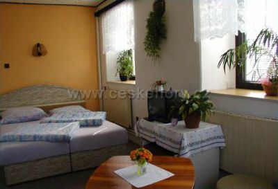 Pension-Weinstube Peklo