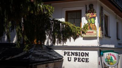 Pension und Restauration U Pece