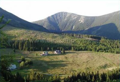 Modrodolská und Pastouška