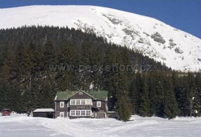 Modrodolská und Pastouška