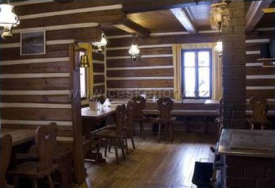 Modrodolská und Pastouška