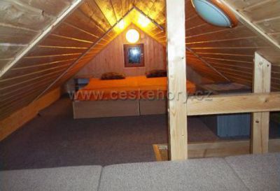 Hütte mit finnische Sauna und Bierstube